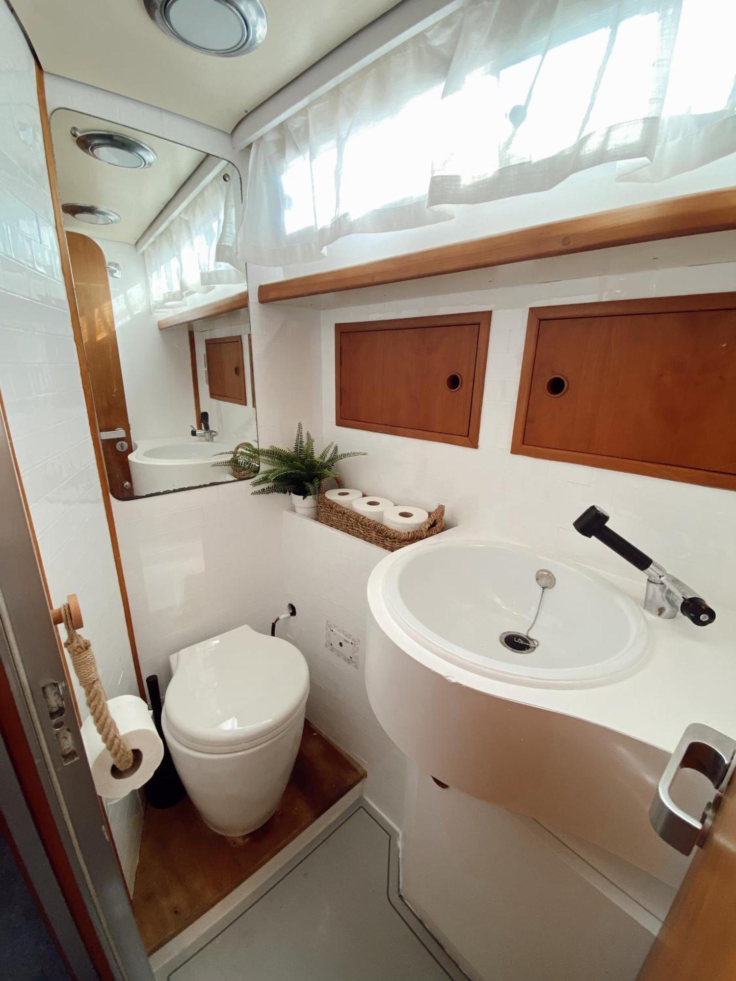 Hotel Malmo'S Yacht Walencja Zewnętrze zdjęcie